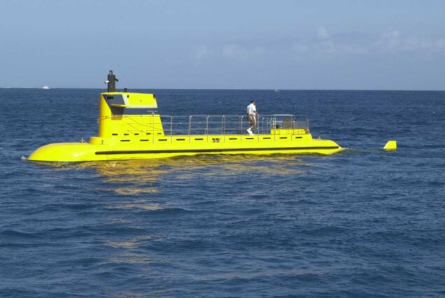 Sindbad Submarine Tour